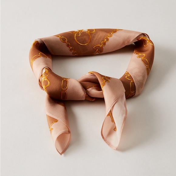 BABATON SILK SQUARE - Picture 1 of 4